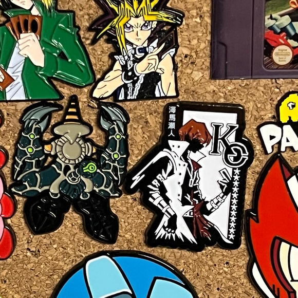 Yugioh Sonic Hat Pin Choice Any On Board Pins Hat Bag Street Fighter Mario - Picture 4 of 4